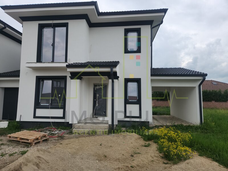 Dumbravita, duplex despartit prin garaj, finisaje superioare